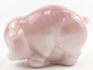 lot 29E image: FENTON 5 Rosalene Sow Pig Figurine.