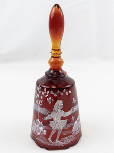 lot 33 image: 1995 FENTON 6.5 Mary Gregory Butterfly Delight Bell (Handle has broken off)