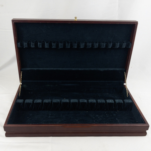 lot 40 image: Red Vintage Silverware Case Box with Green Velvet Interior