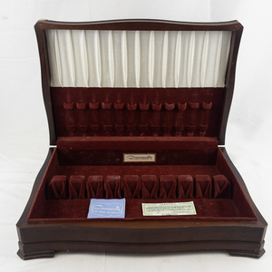 lot 42 image: Vintage Community Wood Silverware Chest with Red Velvet Interior