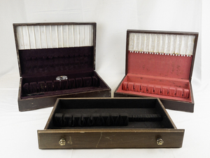lot 43 image: Group of 3 Vintage Wood Silverware Chests & Drawer