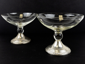 lot 44 image: Two Duchin Creation Weighted Sterling Silver Etched Glass Bowl