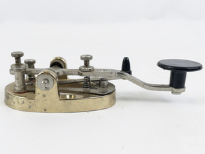 lot 117 image: Vintage Telegraph Morse Code Transmitter