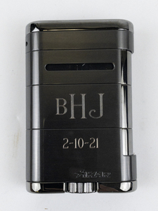 lot 119 image: XIKAR Allume Triple Jet Tabletop Lighter Engraved
