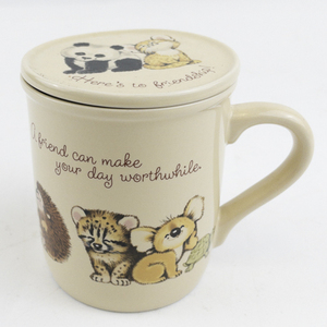 lot 156 image: Vintage HALLMARK 1983 Mug Mates Heres to Friendship Coffee Mug with Lid