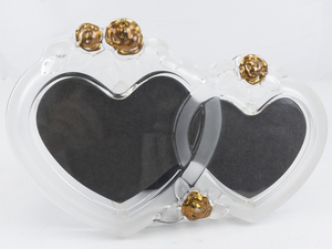 lot 158 image: MIKASA Gilded Rose SA 694836 Double Heart Frame 11 -Made in Germany -In original box