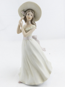 lot 163 image: HOME INTERIORS Masterpiece Collection 1996 Melanie Porcelain Figure.