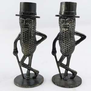 lot 169 image: 3 Vintage Mr. Peanut Plastic Salt & Pepper Shakers.
