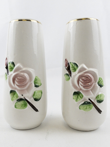 lot 246 image: Vintage Porcelain Raised Roses Prayer Salt & Pepper Shakers