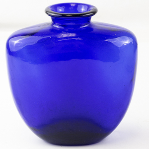 lot 20B image: Cobalt Blue (Wiesenthalhtte ) Glass Vase