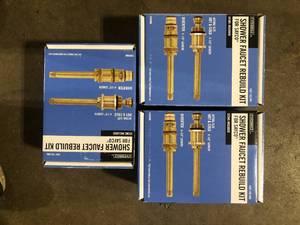 lot 31 image: Lot of Everbilt Shower Valve Repair Kit In Chrome Finish for Sayco   Customer Returns See Pictures
