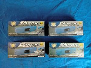 lot 143 image: 4 New Streetwise Mini SMACK 20,000,000 Stun Guns, Blue