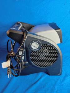 lot 156 image: Lasko U15610 Pro-Performance Pivoting Utility Blower Fan