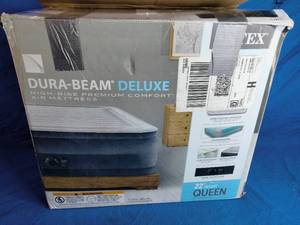 lot 175 image: Intex 22 Dura-Beam Comfort-Plush Airbed with QuickFill Plus Internal Pump - Queen