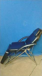 lot 174 image: Adjustable Massage Table Facial Esthetician Bed