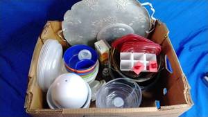 lot 197 image: Lot of Kitchen Items
