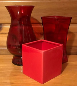 lot 98 image: Three Red Vases