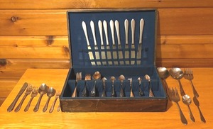 lot 103 image: Vintage R. Troneu Flatware Grouping