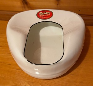 lot 110 image: Vintage Jones Relax Metal Bed Pan