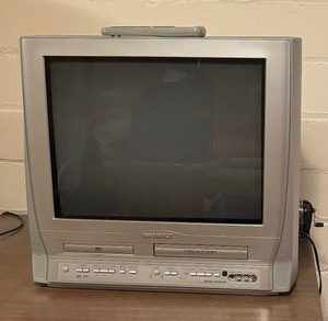 lot 140 image: Magnavox 20 Inch TV  VCR  DVD Player Model 20MC430417