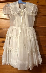 lot 195 image: Darling Vintage Childrens Dress