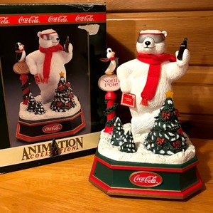 lot 203 image: Coca Cola Animation Collection Decor