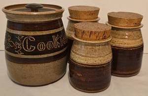lot 43 image: Crockery Cookie Jar & Canister Set