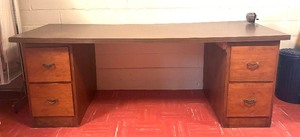 lot 211 image: Three Piece Vintage Desk