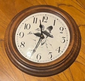 lot 227 image: Duck Print Wall Clock