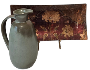 lot 345 image: Vintage Franknoma 835 Pitcher and Decorative Glass Floral Designed Tray