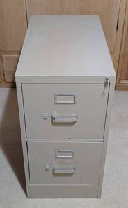 lot 326 image: Two Drawer Metal File Cabinet