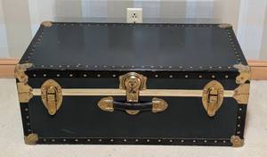 lot 353 image: Vintage Black Steamer Trunk