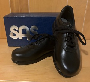 lot 403 image: New SAS Free Time Size 8 Shoes