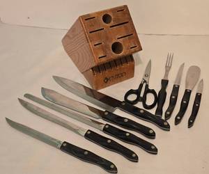 lot 385 image: Cutco Cutlery Block Set