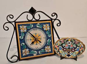 lot 444 image: Vintage Tile and Decorative  Metal Clock