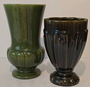lot 448 image: Pair of Vintage Ceramic Vases