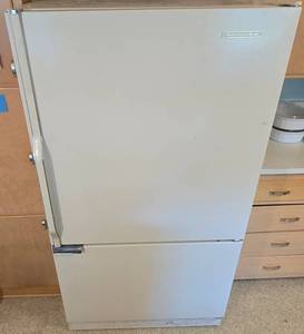 lot 26A image: Kitchenaide Model KBRS22K Refrigerator