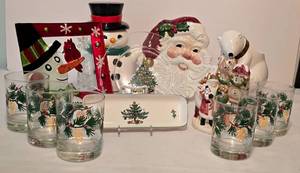 lot 468 image: Holiday Finds including a Fitz and Floyd Omnibus Salad Plate, Fitz and Floyd Napkin Holder & More