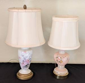 lot 165 image: Pair of Petite Floral Table Lamps