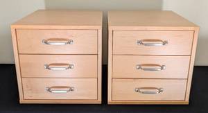 lot 279 image: Pair of Small Blonde Wood Storage Drawers