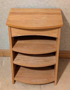 lot 285 image: Vintage Blonde Wood Nightstand