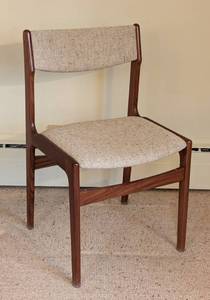 lot 59 image: Vintage Mid Century Danish Side Chair