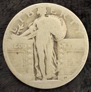 lot 20 image: United States of America - Standing Liberty Quarter Dollar (View Photos)