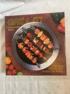 lot 61 image: Grill It Indoor Smokeless Stove Top Grill