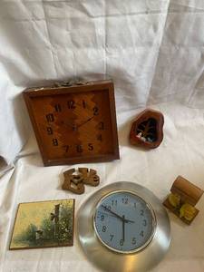 lot 62 image: Assorted Home Decor Lot with Clocks, Artwork, and Figurine