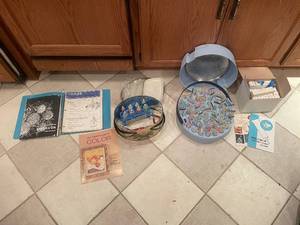 lot 119 image: Vintage Tri-Chem Liquid Embroidery Kit with Paint Tubes and Guides