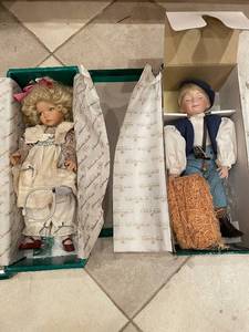 lot 138 image: Pair of Collectible Mother Goose Dolls by Knowles - Mary and Little Boy Blue