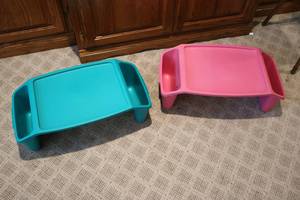 lot 535 image: 2 plastic lap desks for kids with s...