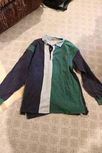 lot 546 image: GUESS CLASSIC SPORTSWEAR shirt size...