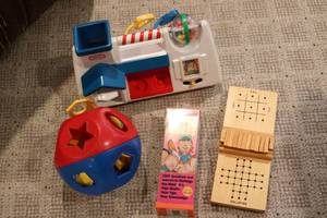 lot 547 image: Little Tikes kids toy and other gam...